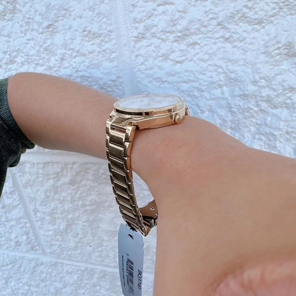 Fossil BQ3740 Ashtyn Three-Hand Date Gold-Tone Sizetainless Sizeteel Watch
