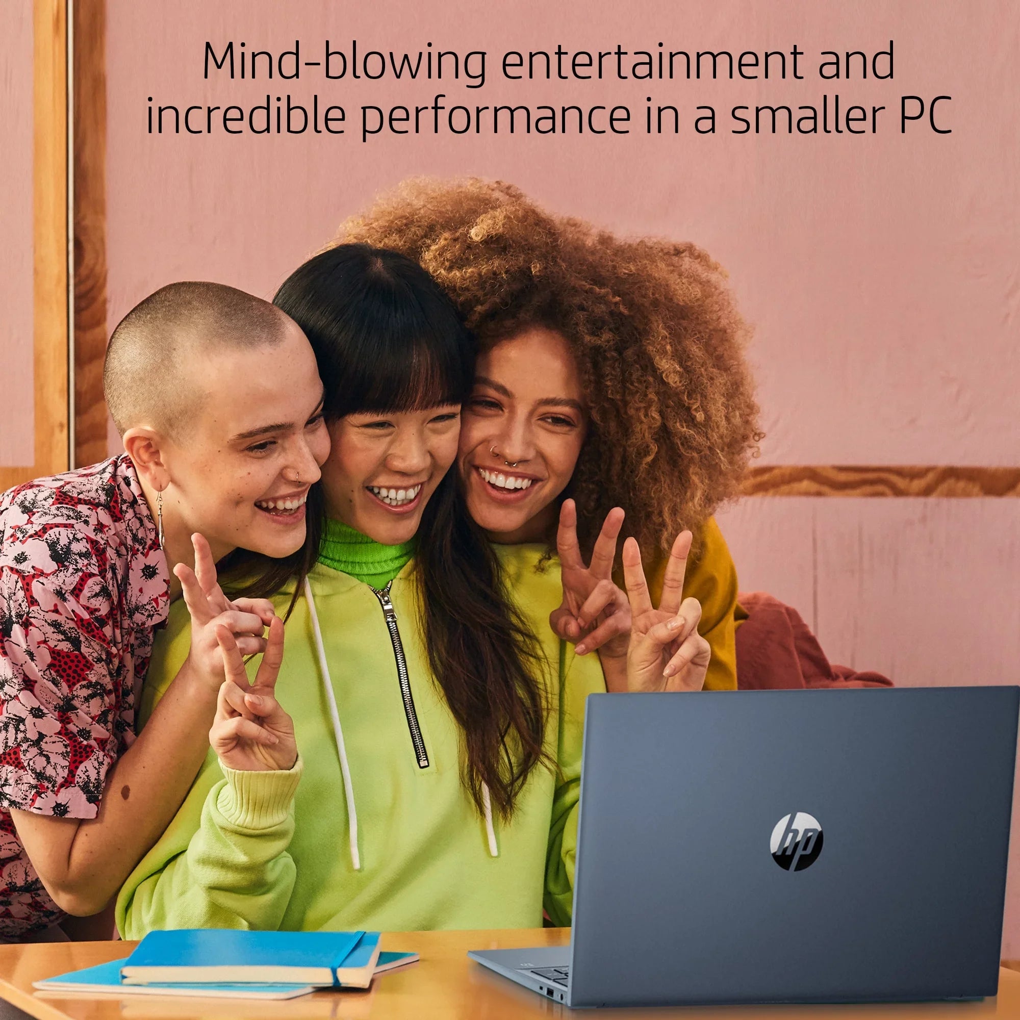 HP Pavilion 15.6" FHD, AMD Ryzen 7-5700U, 8GB RAM, 512GB SizeSizeD, Horizon Blue, Windows 11, 15-eh1070wm