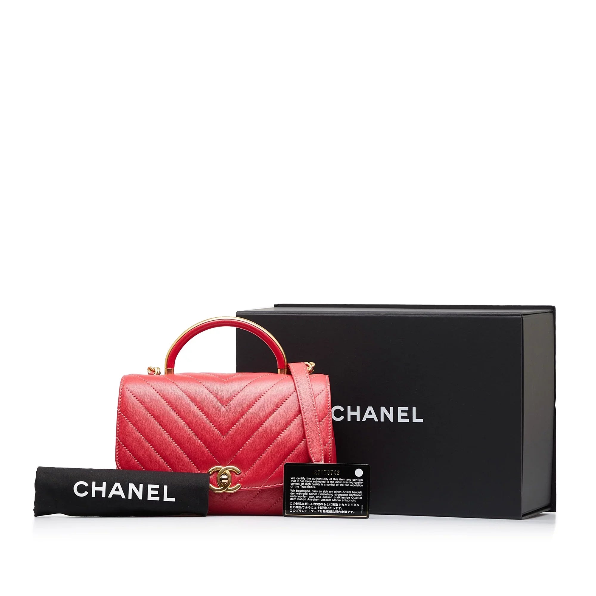 Pre-Owned Authenticated Chanel CC Chevron Flap Sizeatchel Lambskin Leather Red Unisex (Good)