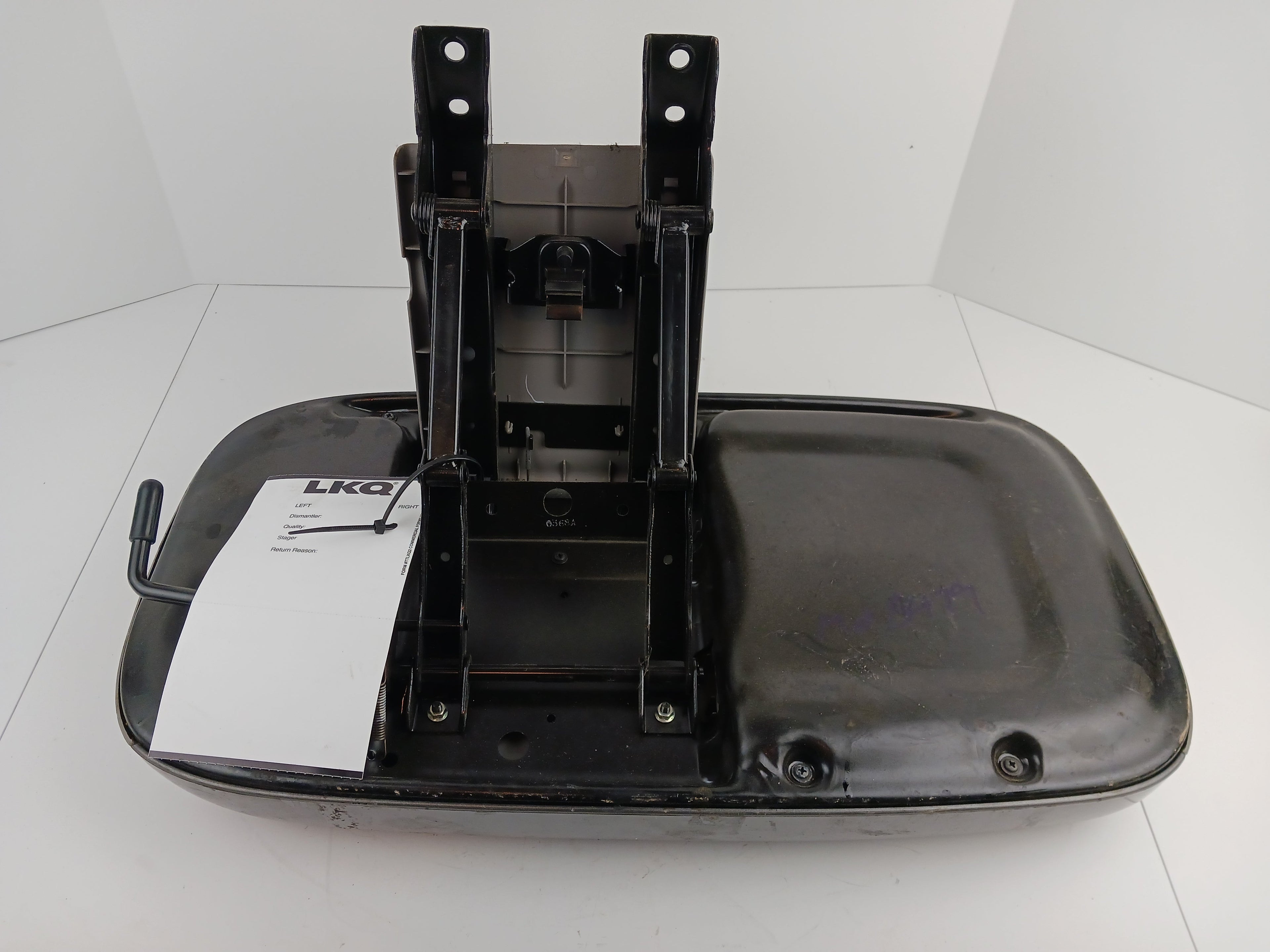 Pre-Owned 04 05 06 07 08 09 10 Toyota Sizeienna Center Console Cup Holder Tray OEM (Good)