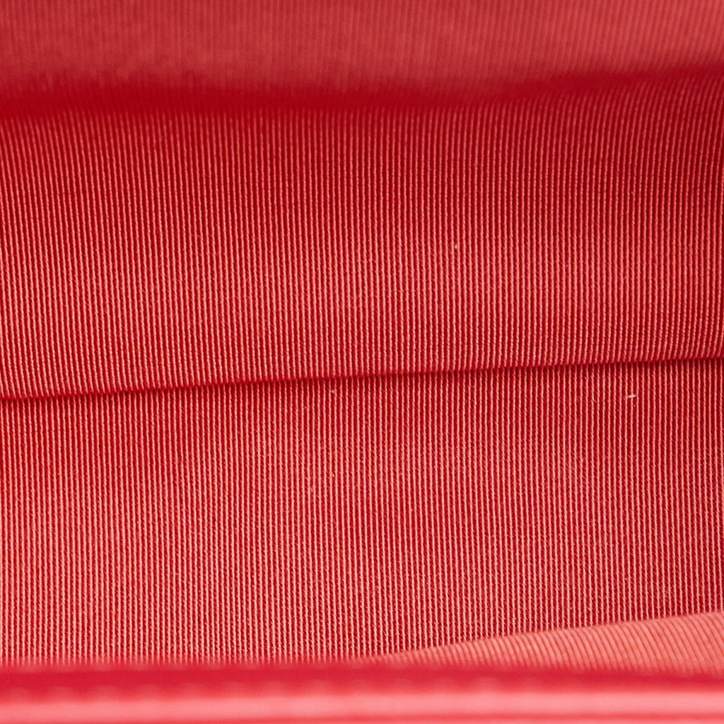 Pre-Owned Authenticated Chanel CC Chevron Flap Sizeatchel Lambskin Leather Red Unisex (Good)