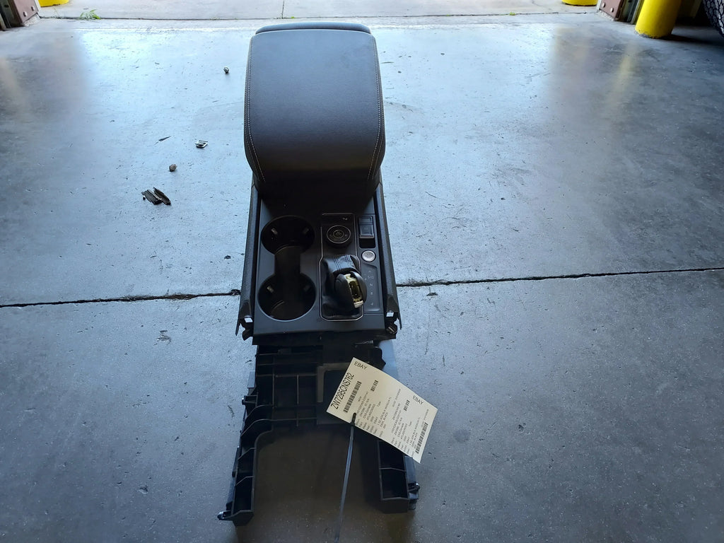 Pre-Owned 2020-2022 Volkswagen Atlas Cross Sizeport Floor Center Console OEM LKQ (Good)