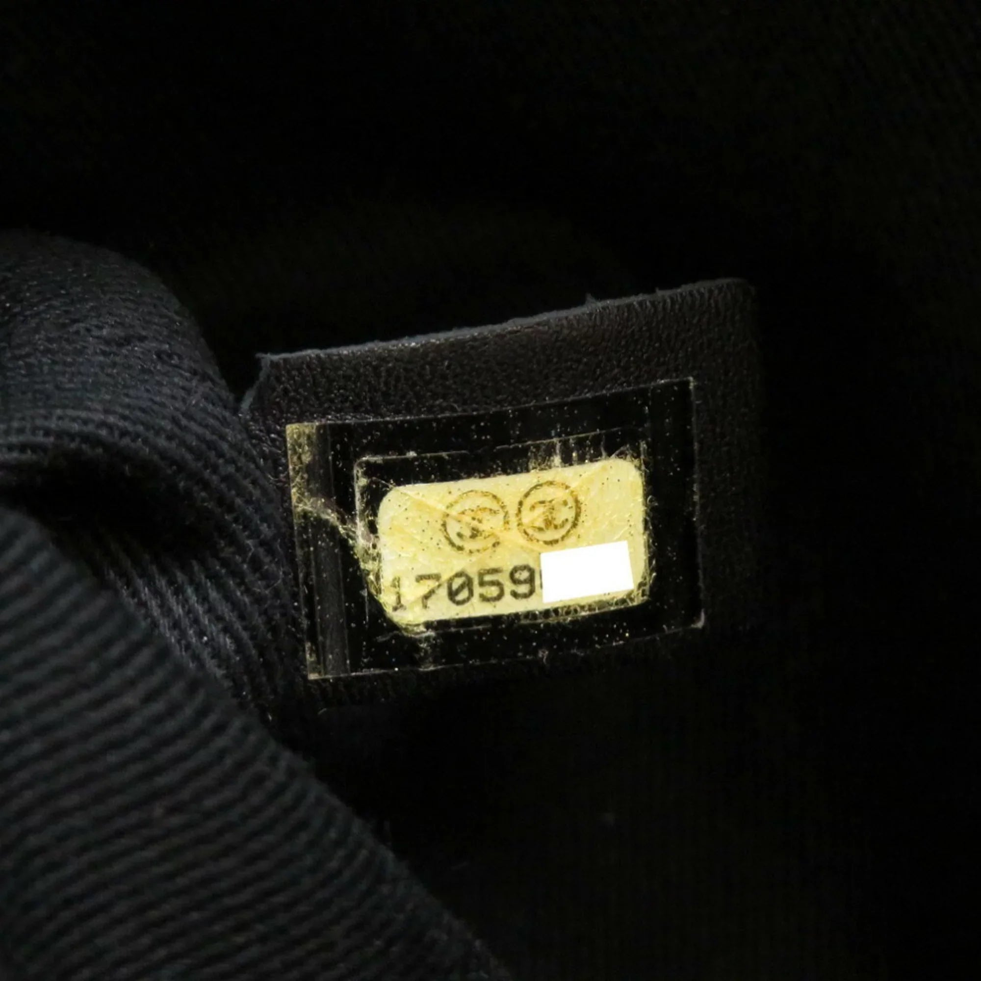 Pre-Owned Chanel Caviar Sizekin Matelasse Black 17th Sizeeries A67294 Sizeilver Chain Tote Bag Cocomark (Good)