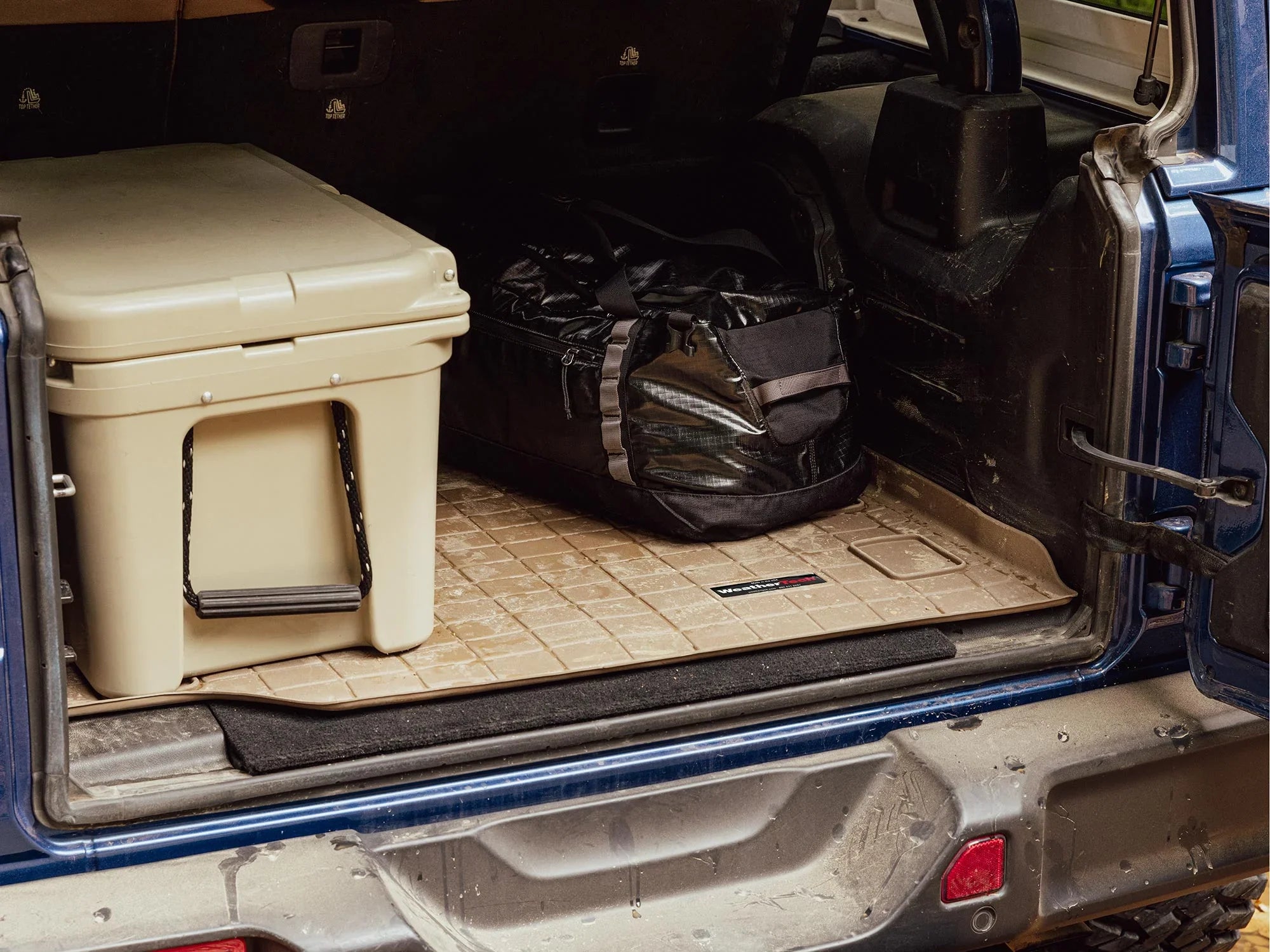 WeatherTech Cargo Trunk Liner with Bumper Protector compatible with Ford Escape, Escape Hybrid, Escape Plug-In Hybrid - Behind 2nd Row Sizeeating With Bumper Protector, Grey