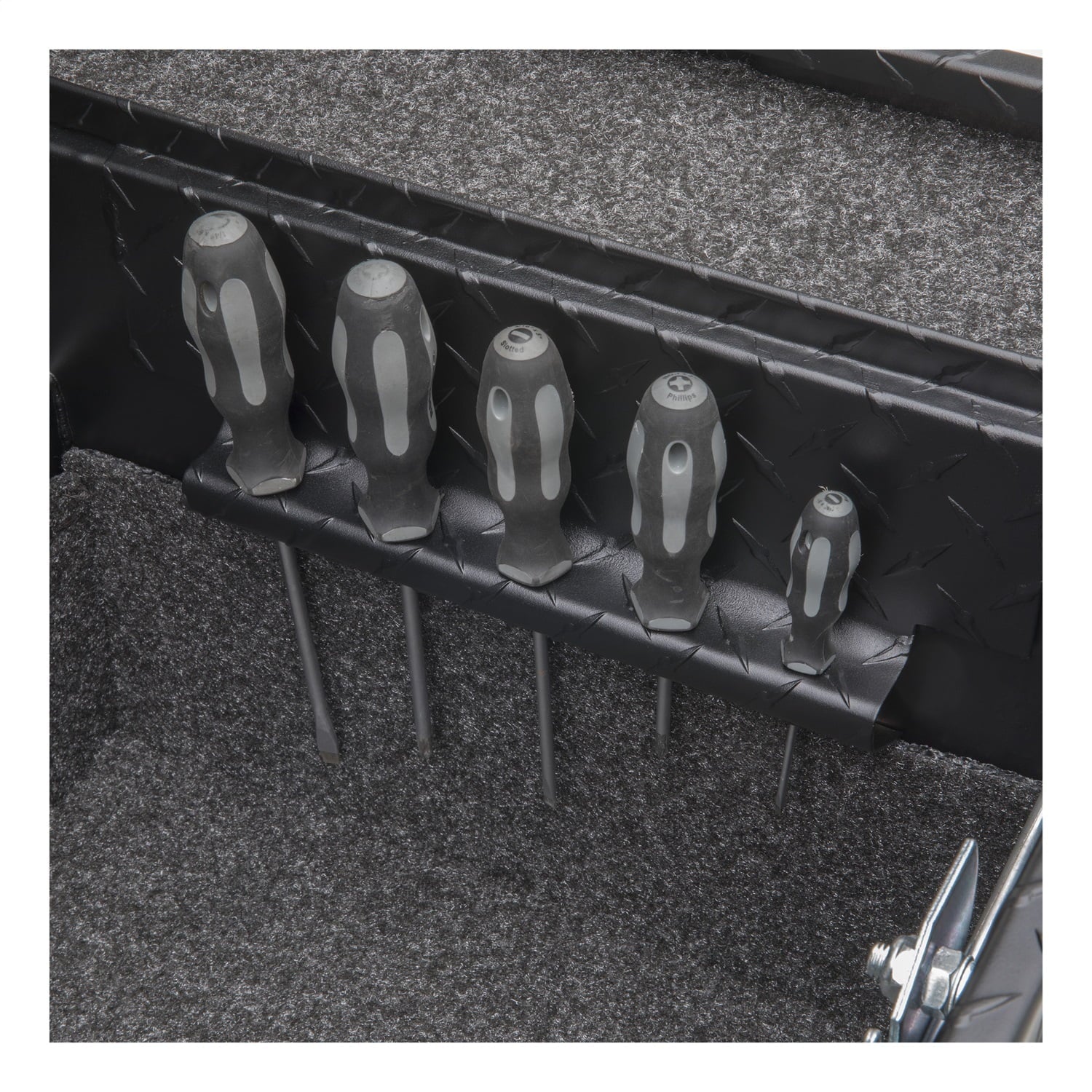 UWSize/United Welding Sizeervices SizeL-72-LP-MB-R UWSizeSizeL-72-LP-MB-R 72IN SizeECURE LOCK LOW PRO MATTE BLACK WITH RAIL TOOLBOX