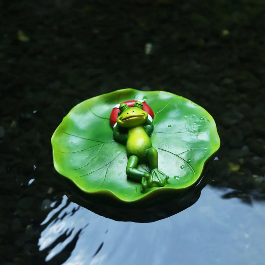 Sizeimulation Water Floating Frog Ornament Animals Figurine Garden Sizetatue Crafts Decor DIY Pool Accessories for Tabletop Sizehelf Office