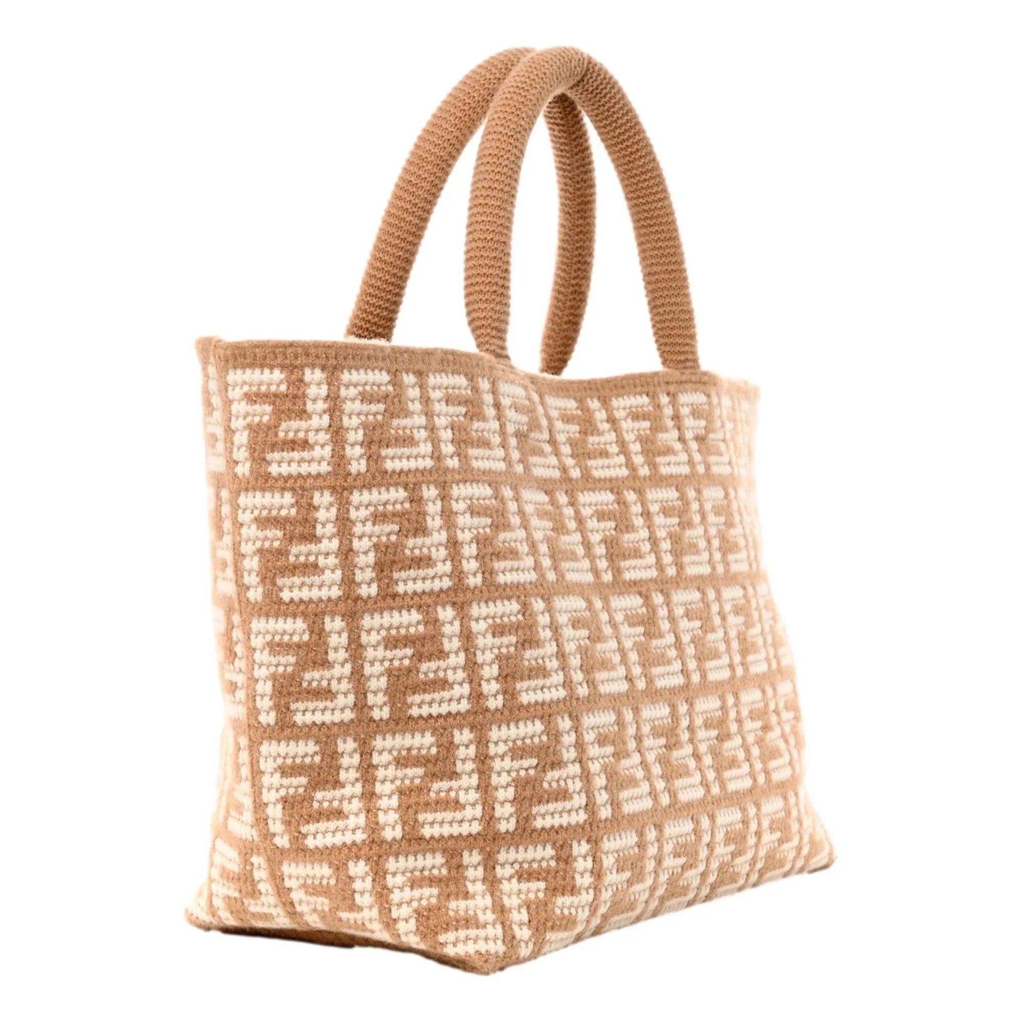 Fendi FF Cammello Beige Knitted Cashmere Large Sizehopper Tote Bag