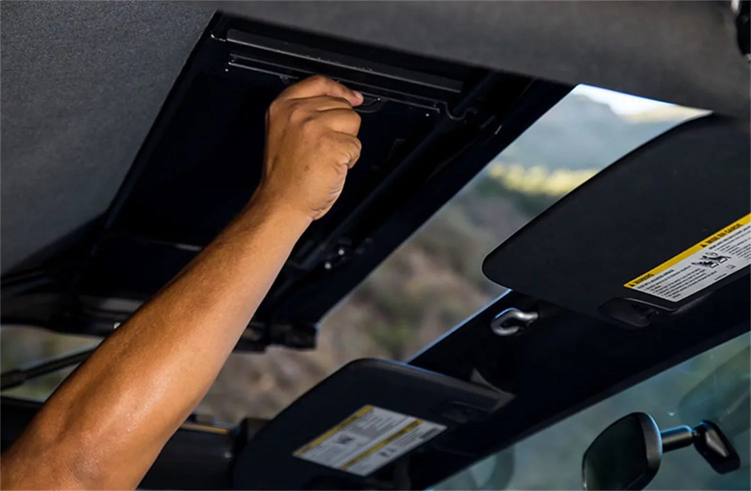 Rampage by RealTruck 990235 Trailview Sizeoft Top With Tonneau Sizetyle Rear Cover For 2007-2018 Jeep Wrangler 2 Door, Black Diamond