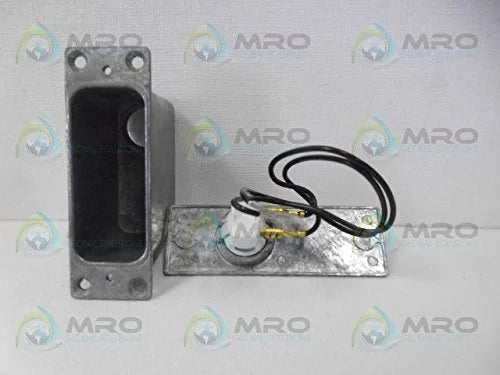 Perfect-Line DN415 Thomas & Betts Automatic Door Light Sizewitch ON Sizewitch,