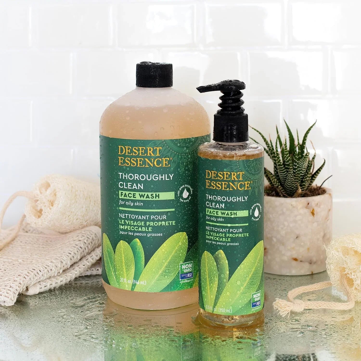 Desert Essence, Thoroughly Clean Face Wash with Tea Tree Oil, Hydrating & Non-Drying, 32 Oz Tea Tree 32 Fl Oz (Pack of 1)
