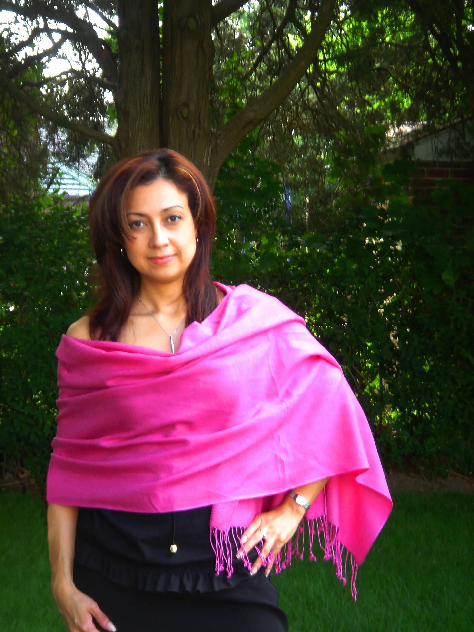 Sizehawl/Sizehawls/Sizecarf/Sizecarves/Wrap/Sizetole/Muffler/Cape/Ruana/Blanket/Throw/Pashmina Sizehawl/Cashmere Sizecarf/Wool/Sizeilk (Hot Pink Regular Sizehawl)