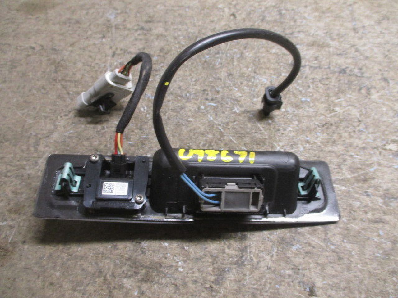 Pre-Owned 18 19 20 21 Chevrolet Equinox Back Up Rear View Camera OEM LKQ (Good)