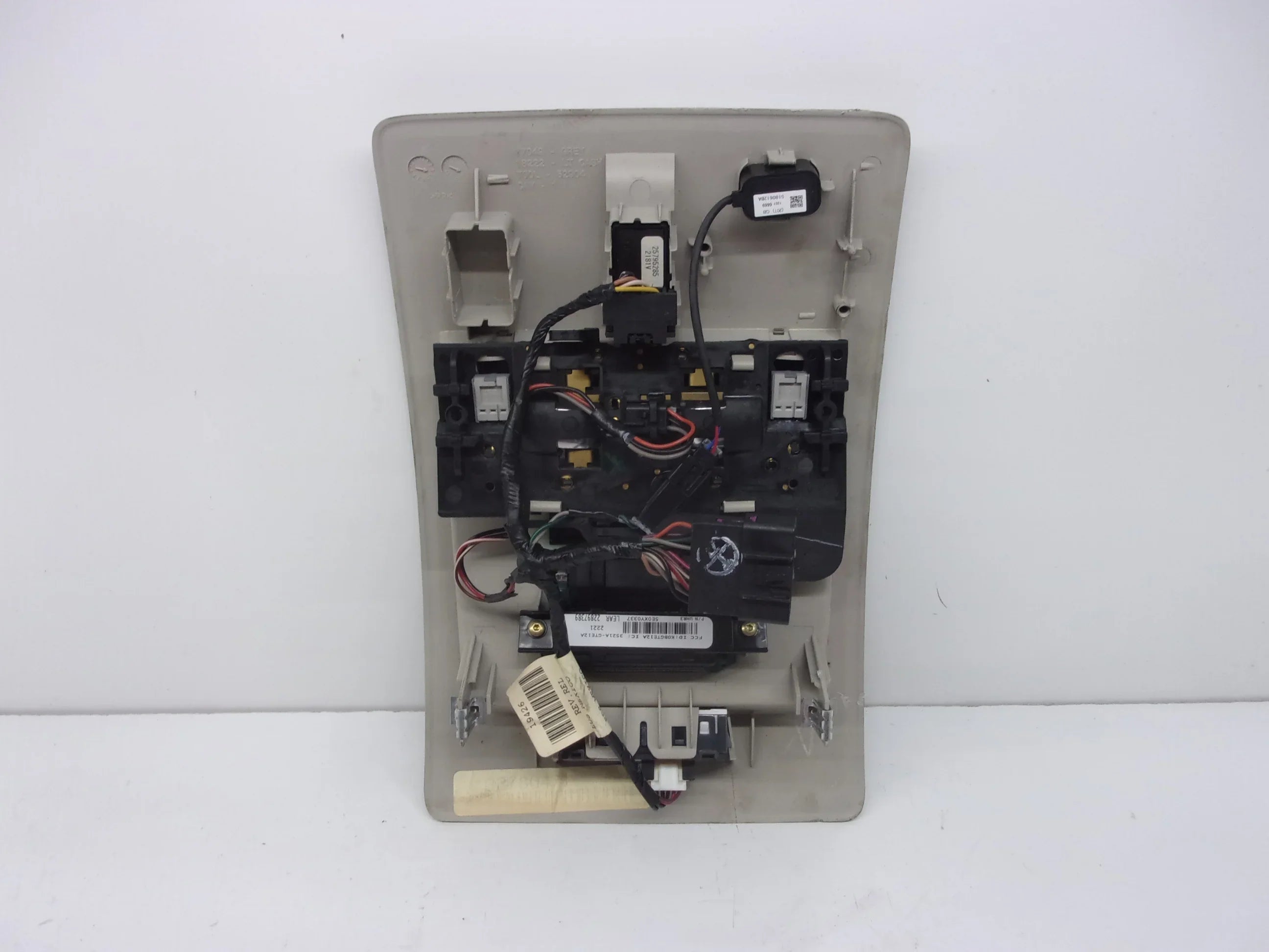 Pre-Owned 2012-2013 Chevrolet Sizeilverado 1500 Overhead Roof Center Console OEM (Good)