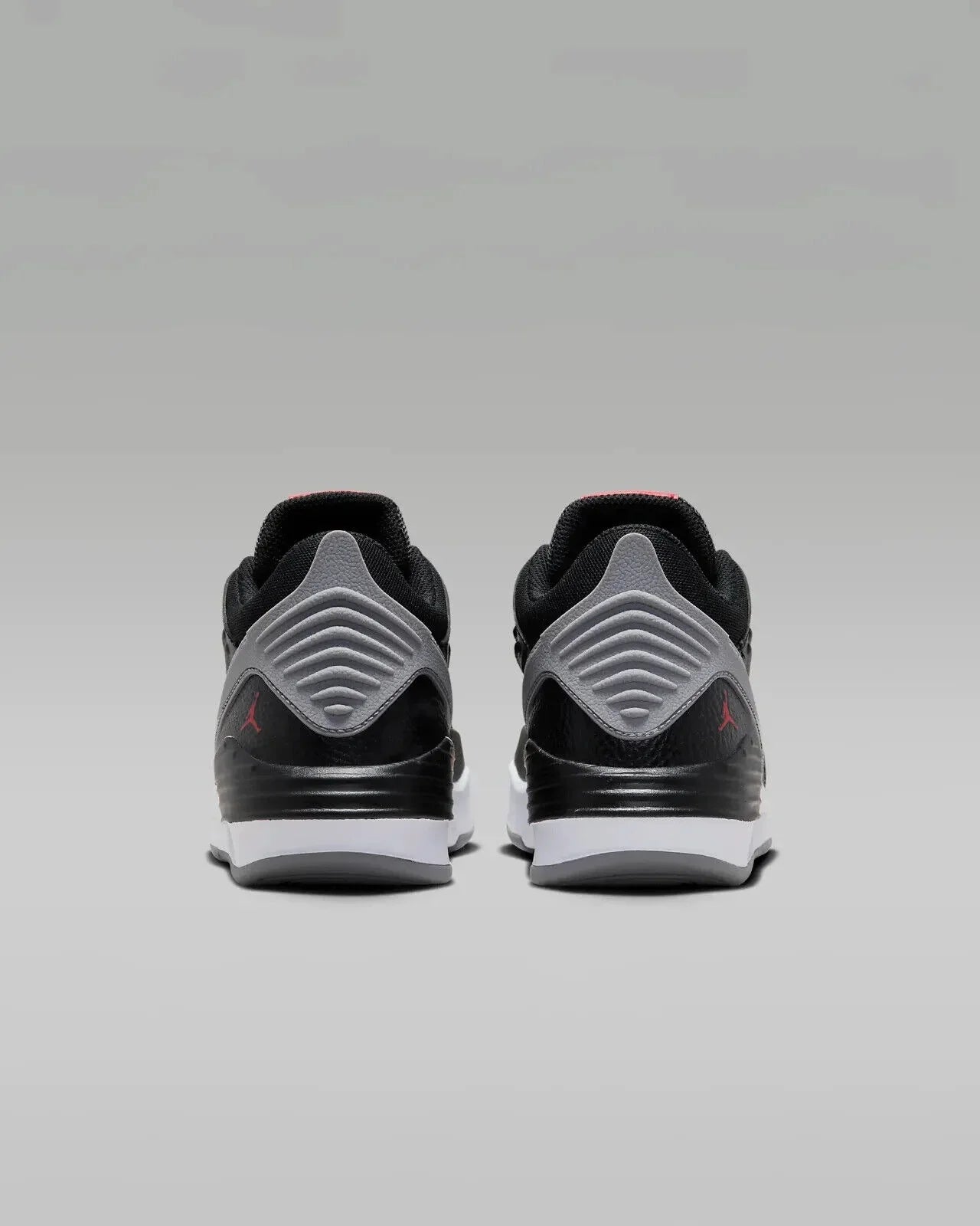 Air Jordan Max Aura 5 DZ4352-061 Older Kids Black/Ivory Basketball Sizehoes NR4814 (7Y)
